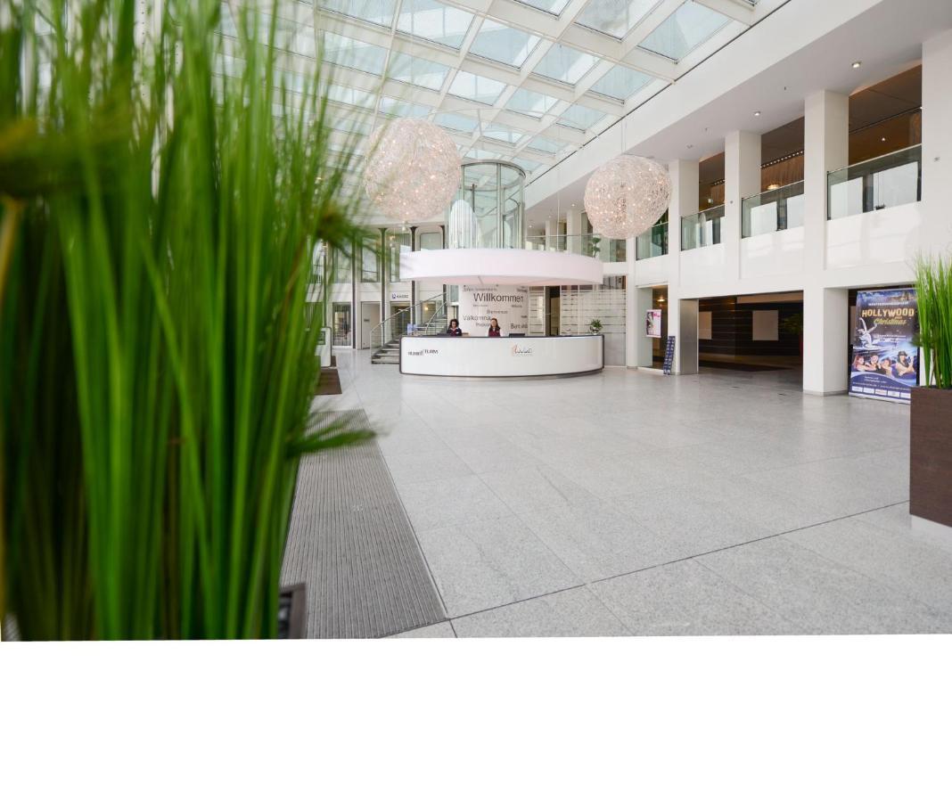Webers - Das Hotel Im Ruhrturm Essen Exterior photo