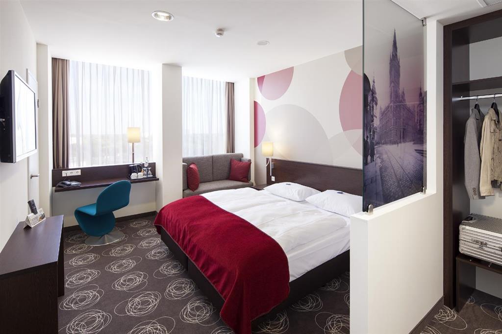 Webers - Das Hotel Im Ruhrturm Essen Room photo